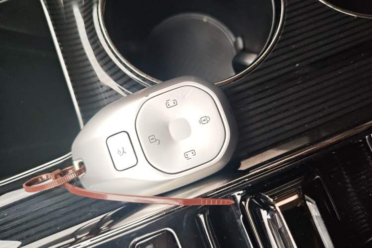 Used GAC Trumpchi E8 New Energy 2024 150km MAX+ Vehicle Key