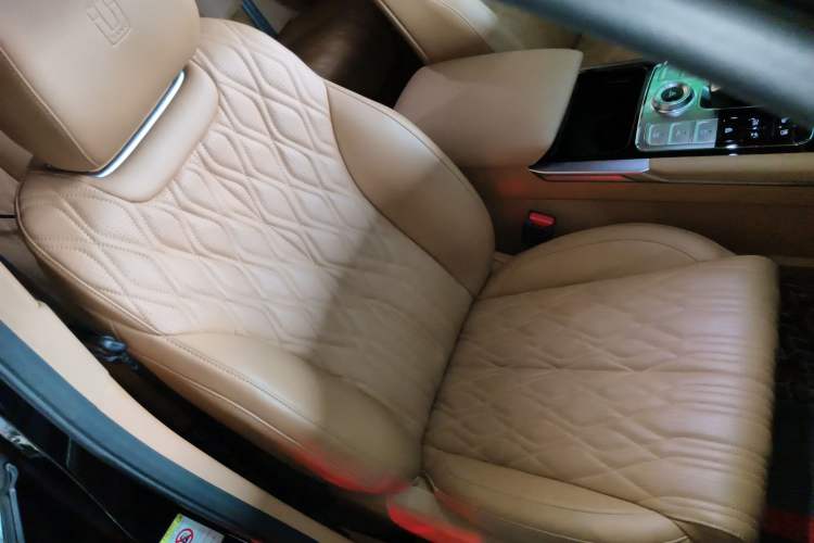 Used Tank 500 2023 3.0T Sport Edition Realm-Setting 5-Seater Right Front Seat