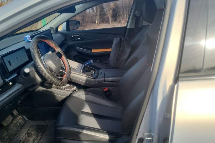 Used AION S MAX 2024 70 Star Edition 54.6 kWh Left Front Seat