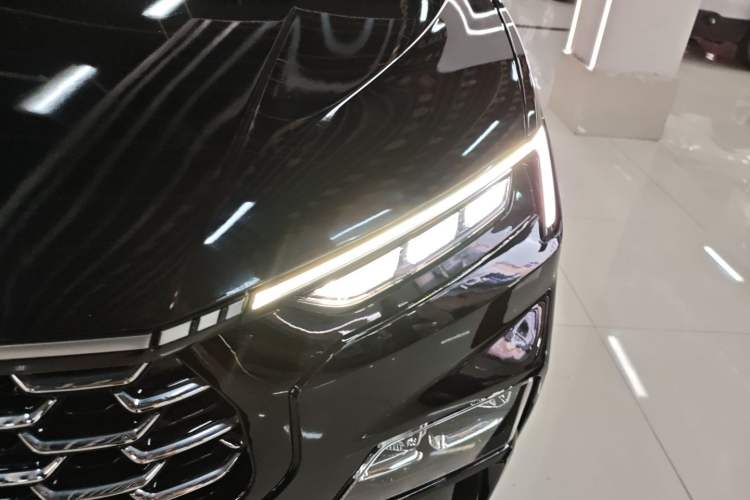 Used Ford Equator Sport 2023 EcoBoost 170 Elite Model Left Front Headlight