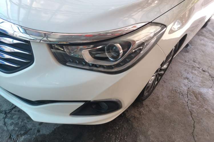 Used GAC Trumpchi GA6 2015 1.8T DCT Luxury Navigation Model
