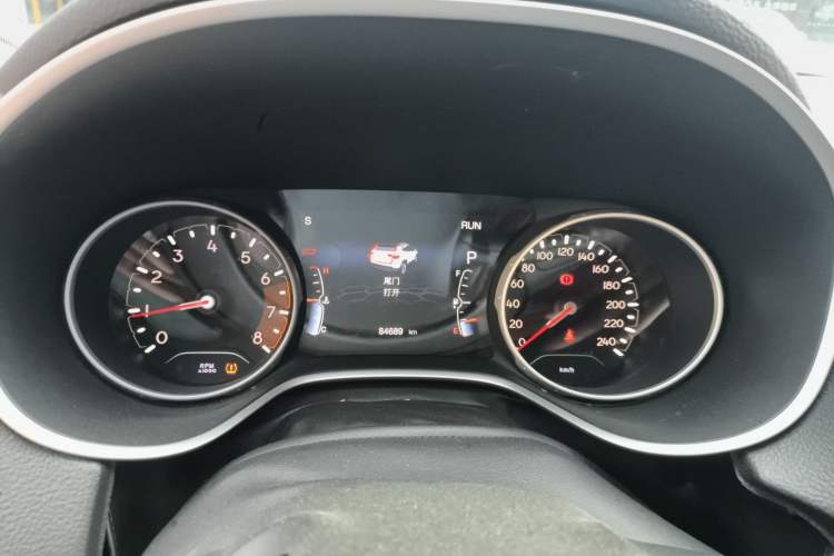 Used Jeep Compass 2017 200T Automatic Family Edition Instrument Cluster