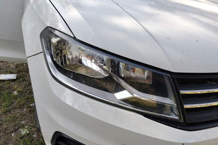 Used Volkswagen Santana 2021 1.5L Manual Fashion Edition Right Front Headlight