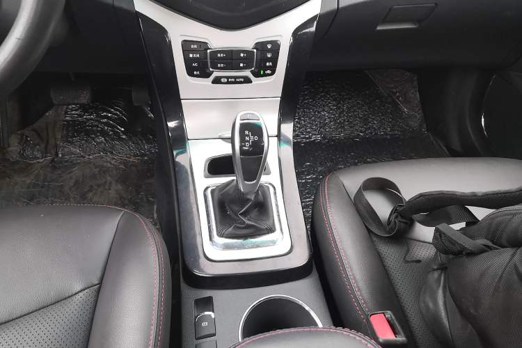 Used BYD e5 2017 300 Prestige Edition Gear Lever