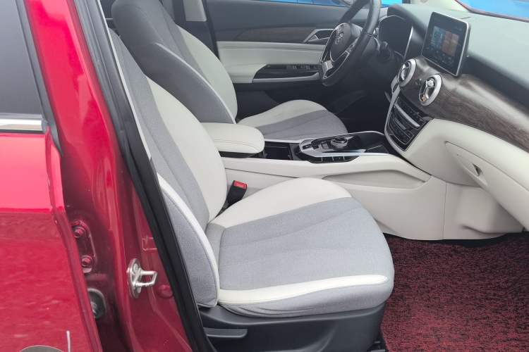 Used BAIC Beijing EU5 2018 R500 Smart Wind Edition
