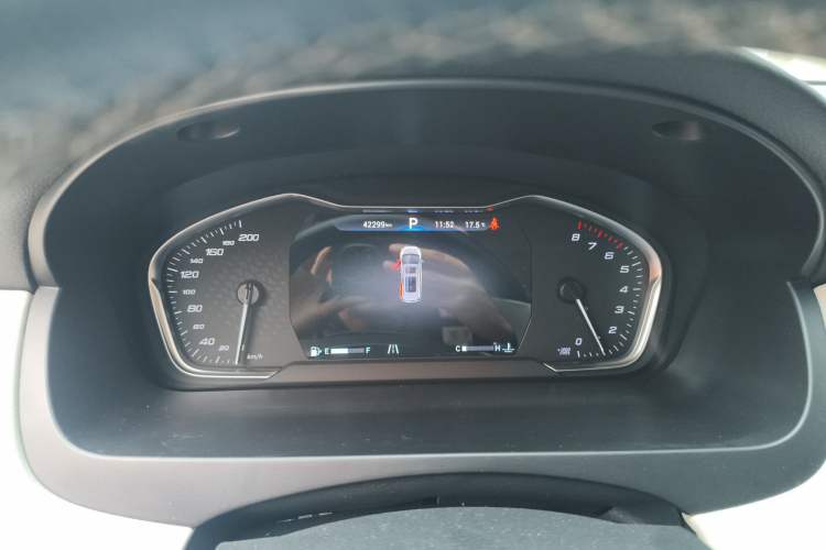 Used SAIC MAXUS G20 2020 2.0T Gasoline Automatic ZhiZun Edition Instrument Cluster