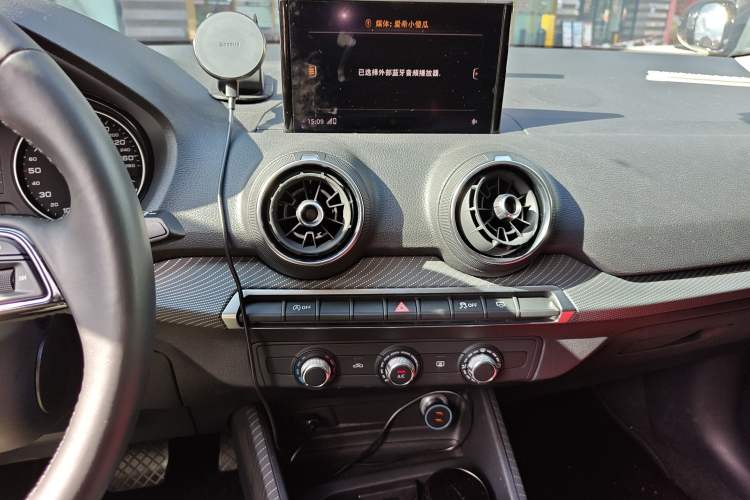 Used Audi Q2L 2018 35 TFSI Launch Exclusive Edition China VI
