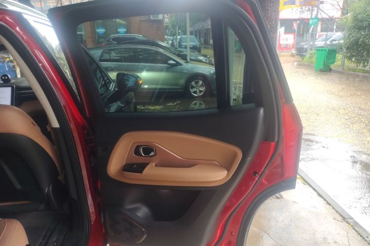 Used Nio ES8 2018 355 km Base Version 7-Seater Edition