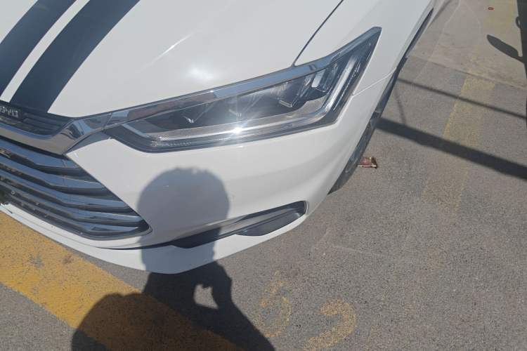 Used BYD Qin Pro 2019 Super Edition 1.5TI Automatic Smart Connect Enjoyment Model China VI Standard Left Front Headlight