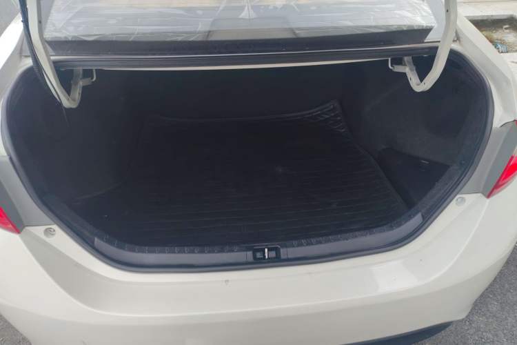 Used Toyota Levin 2014 1.8 GS CVT Elite Edition Trunk