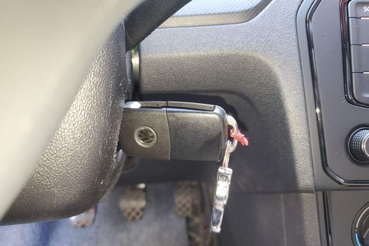 Used Volkswagen Jetta 2017 1.4L Manual Fashion Edition