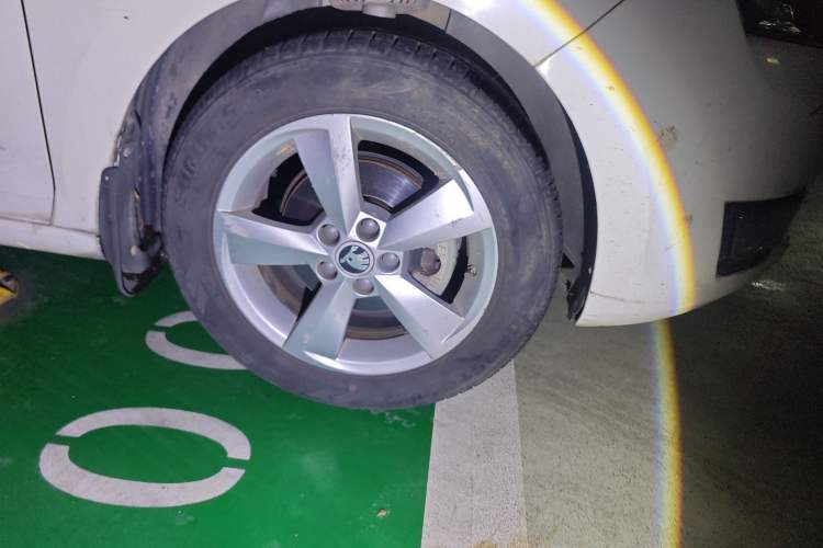 Used Skoda Rapid Spaceback 2016 1.6L Automatic Chuanxing Edition
