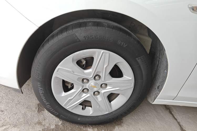 Used Chevrolet Cavalier 2019 320 Automatic Enjoyment with Sunroof