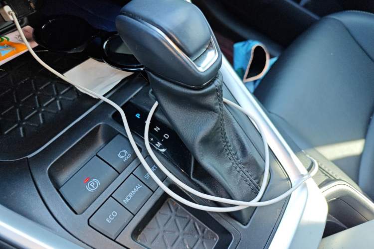 Used Toyota Wildlander 2022 2.0L CVT Two-Wheel Drive Luxury PLUS Edition
