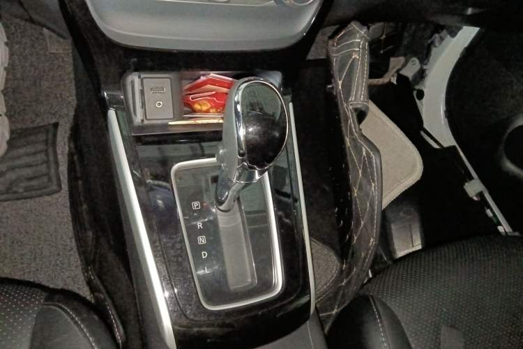 Used Nissan Sylphy 2016 1.6XV CVT Smart Enjoyment Version Gear Lever