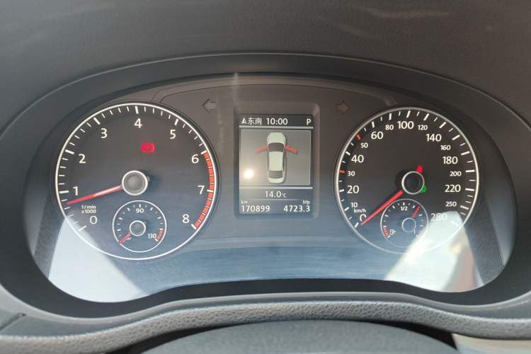 Used Volkswagen Passat 2015 1.8TSI DSG Prestige Edition Instrument Cluster