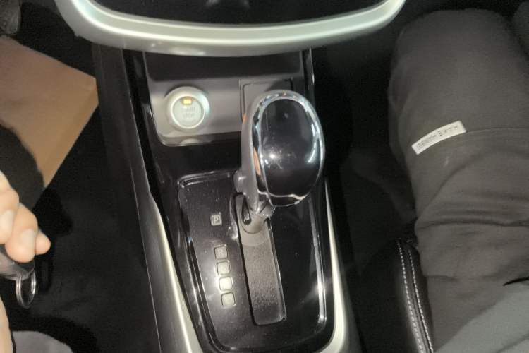 Used Nissan Tiida 2016 1.6L CVT Smart Drive Edition
