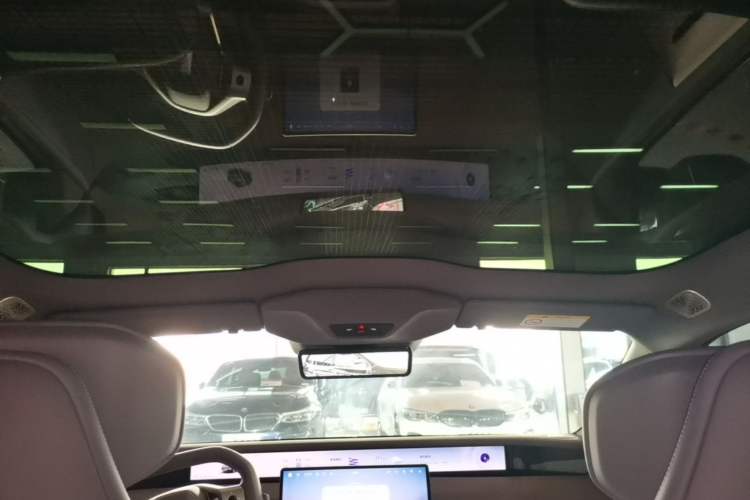 Used Avatr 06 2025 Pro Range-Extended Edition Headliner