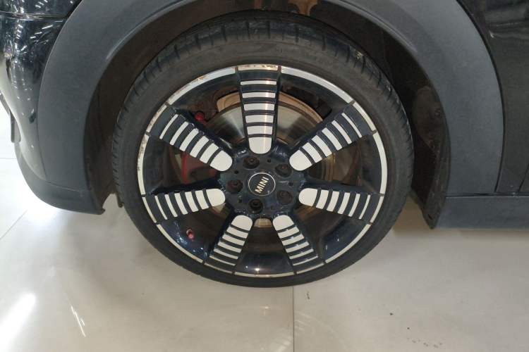 Used MINI MINI 2023 2.0T COOPER S Artist Five-Door Edition