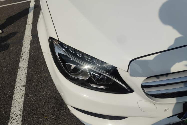 Used Mercedes-Benz C-Class 2017 Facelift C 200 L 4MATIC Sport Edition