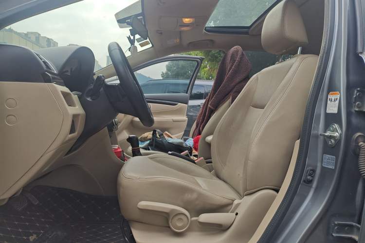 Used Suzuki Alivio 2015 1.6L Automatic Enjoyment Model Left Front Seat