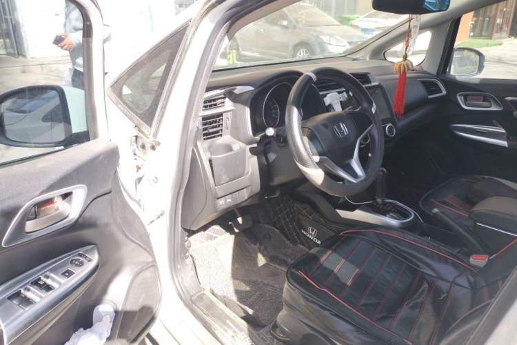 Used Honda Fit 2014 1.5L EX CVT Elite Model Driver Seat