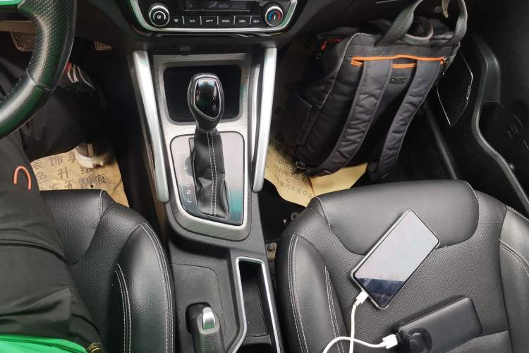 Used Geely Auto Vision X3 2017 1.5L Automatic Luxury Model Gear Lever