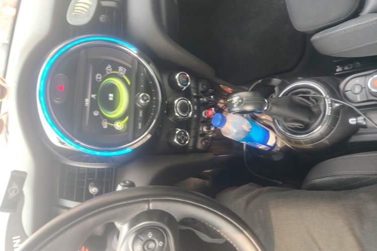 Used MINI 2015 1.5T COOPER Fun Five-Door Edition