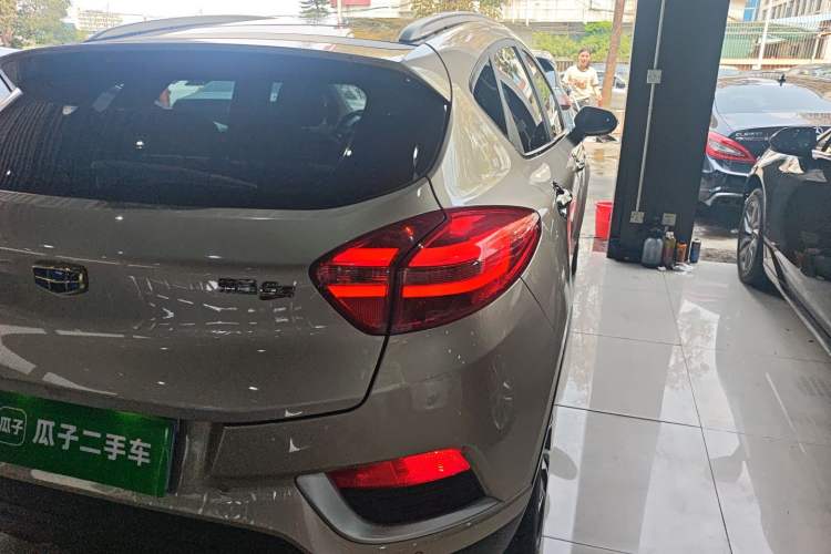 Used Geely Auto Emgrand GS 2016 Elegant Edition 1.3T Automatic ZhenShang Model
