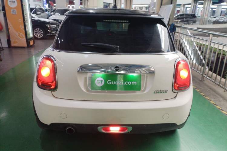 Used MINI 2016 1.5T COOPER Rear