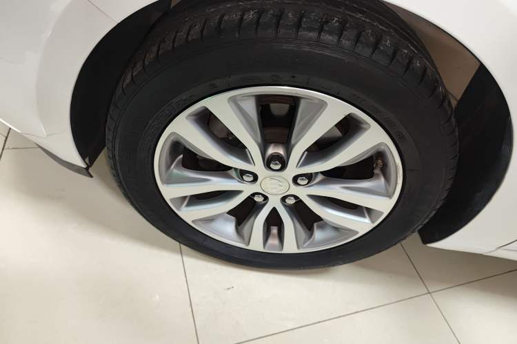 Used Buick GT 2019 18T Automatic Connected Elite Model China VI Standard
