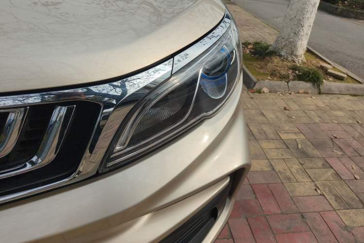 Used Geely Auto Vision X3 2019 Upgraded Model 1.5L CVT Prestige Version