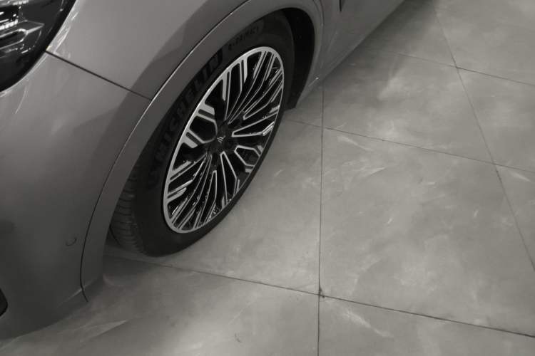 Used VOYAH FREE 2025 Model FREE+ Four-Wheel-Drive Qiankun Edition