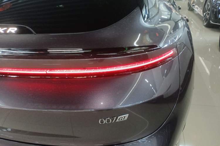 Used Zeekr 007GT 2025 Long-Range Rear-Wheel Drive Intelligent Driving Version 100 kWh Exterior 3