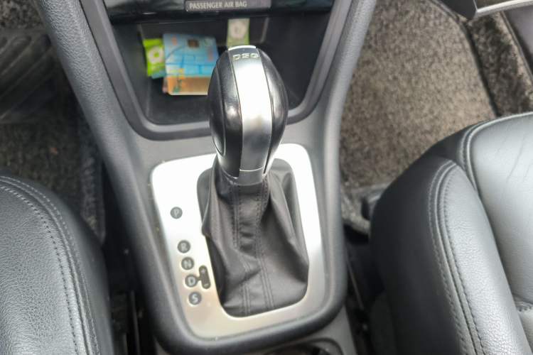Used Volkswagen Sharan 2013 1.8TSI Comfort Model Gear Lever