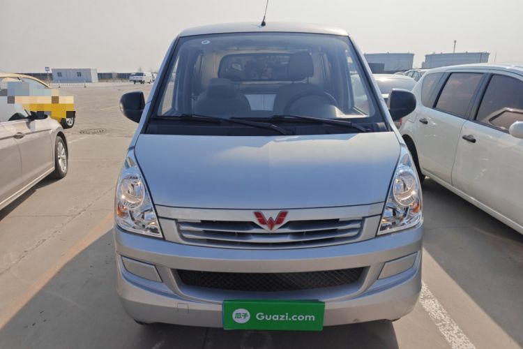 Used Wuling Rongguang S 2023 1.5L Basic Enclosed-Window Vehicle 2 Seats