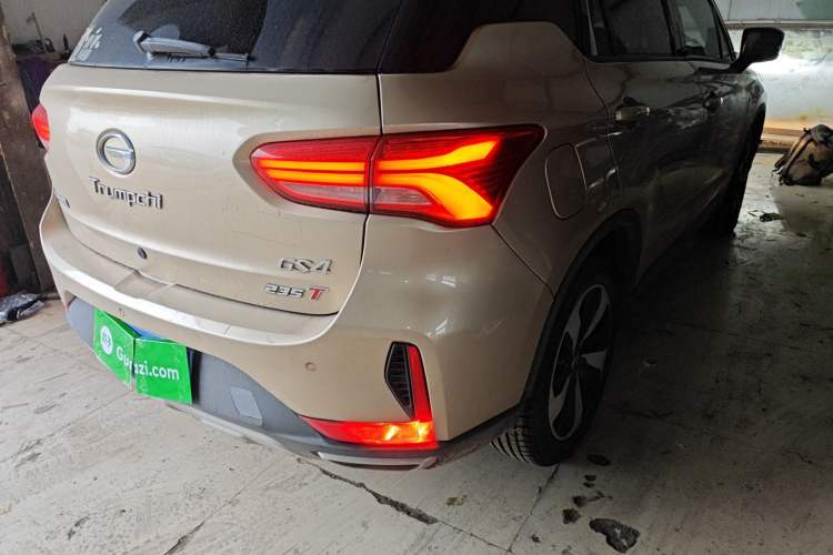 Used GAC Trumpchi GS4 2018 235T Automatic Two-Wheel-Drive Supreme Edition
