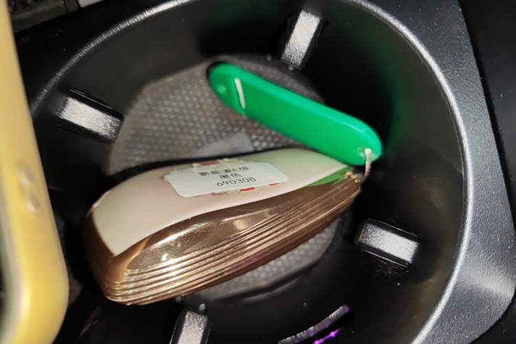 Used Mercedes-Benz E-Class New Energy 2021 E 350 e L Plug-in Hybrid Sports Sedan
