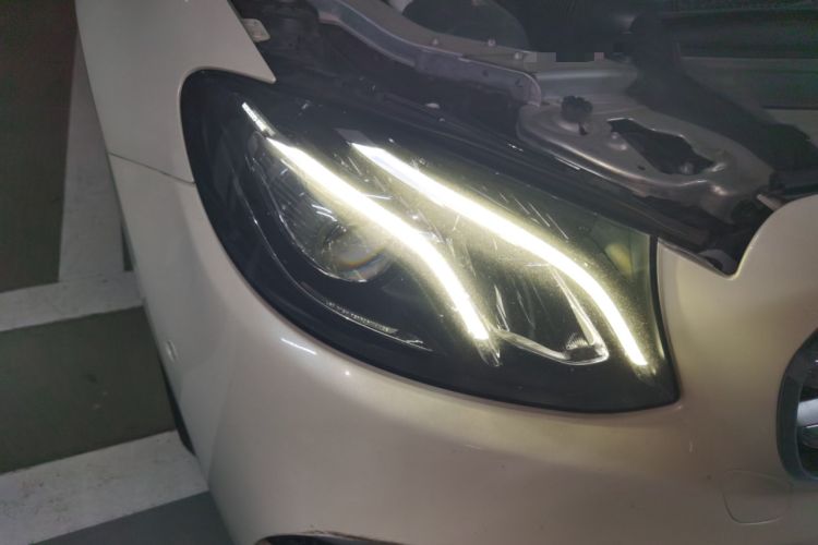 Used Mercedes-Benz E-Class 2016 E 300 L Sporty and Stylish Model
