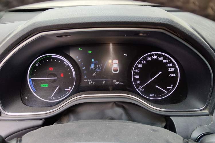 Used Toyota Avalon 2019 Dual-Engine 2.5L Luxury Edition China VI Standard