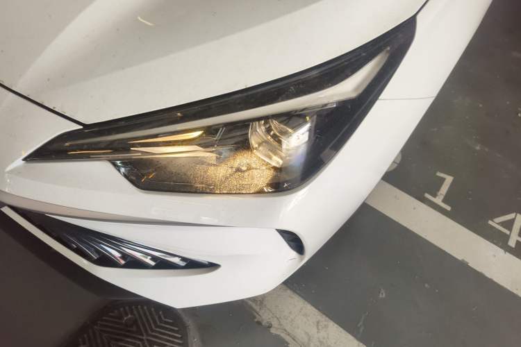 Used Roewe i5 2026 Model 1.5L Manual Comfort Version
