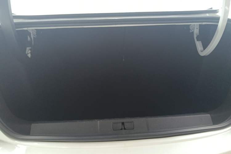 Used Peugeot 408 2015 1.2T Automatic Luxury Edition Trunk