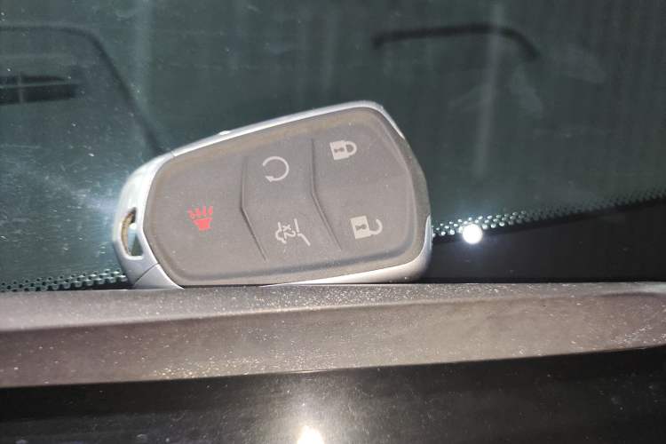 Used Cadillac XT6 2021 28T Six-Seater Luxury Version