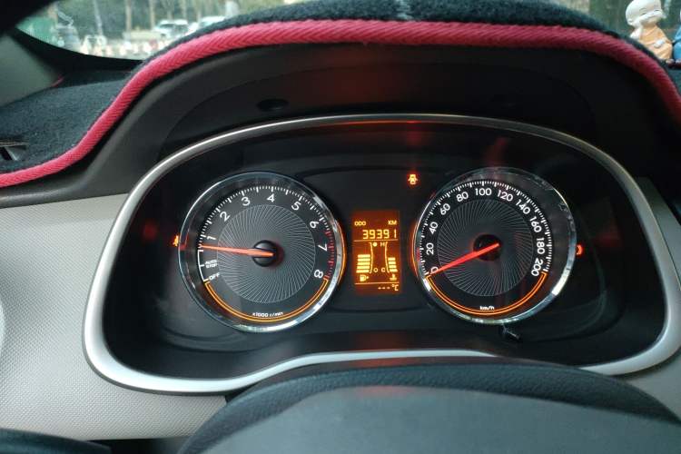 Used Chevrolet Sail 2015 Sail 3 1.5L Manual with Ideal Sunroof Edition