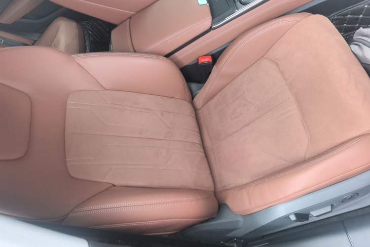 Used Audi A7L 2024 45 TFSI Luxury Edition Right Front Seat