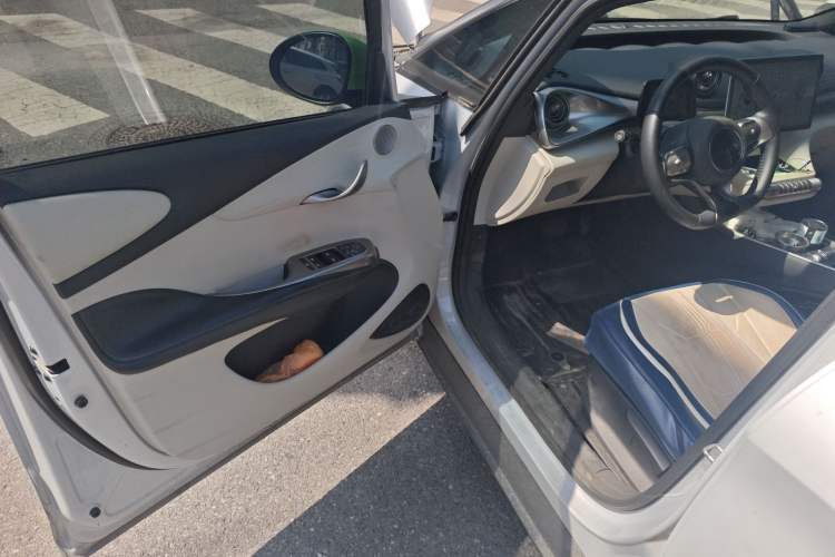 Used BYD Dolphin 2021 405 km Free Version Interior 3