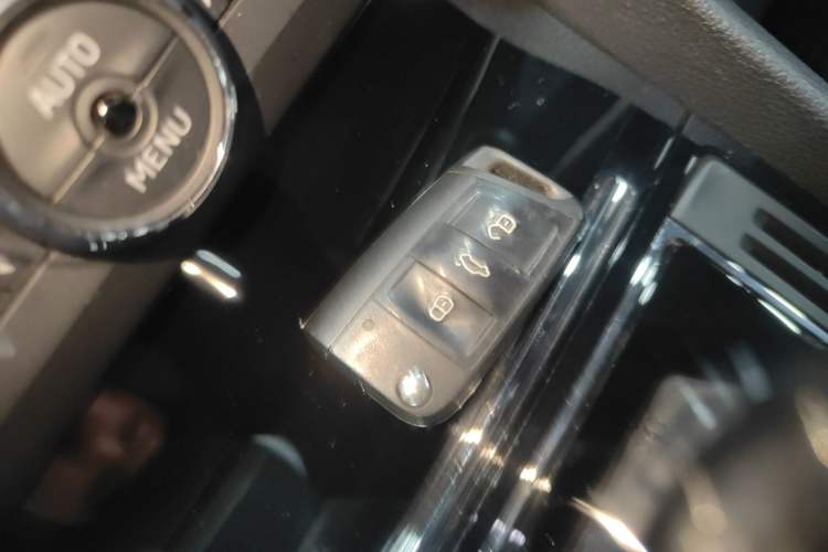 Used Skoda Superb 2018 TSI330 DSG Comfort Edition China V Standard Vehicle Key