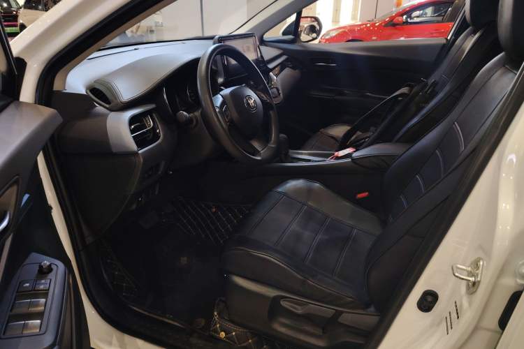 Used Toyota IZOA 2021 2.0L Enjoy Edition Left Front Seat