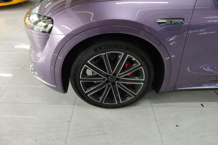 Used Hima Luxeed R7 2024 All-Electric 736 km Ultra Left Front Wheel Hub