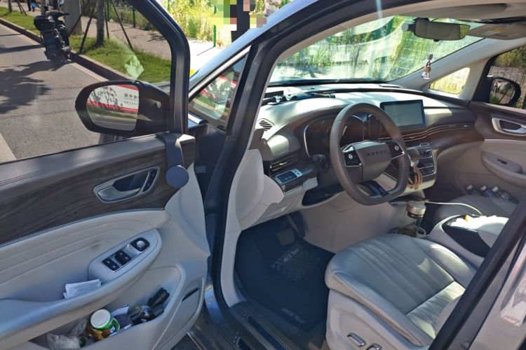 Used Roewe iMAX8 New Energy 2022 Golden Edition
